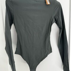 SKIMS Long Sleeve Bodysuit
